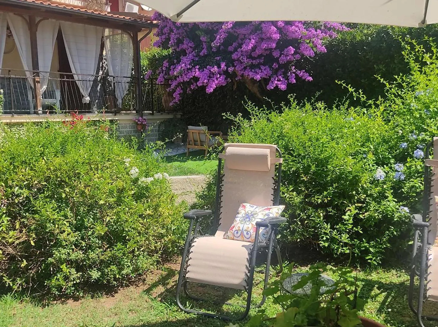 Apartment La Bouganville E Il Gelsomino Pietrasanta Italy